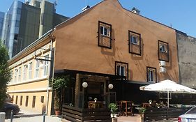 Arhiv Boutique House